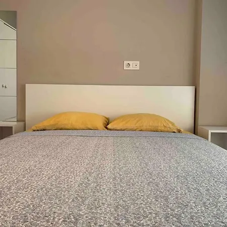 Apartment The Two Bedrooms The Closest And Most Comfortable